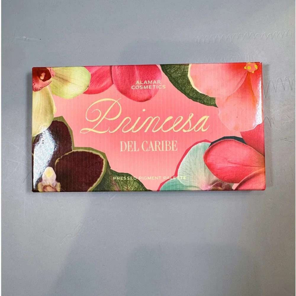 Alamar Cosmetic Princesa Del Caribe Pressed Pigment Eyeshadow Palette 8g Shimmer